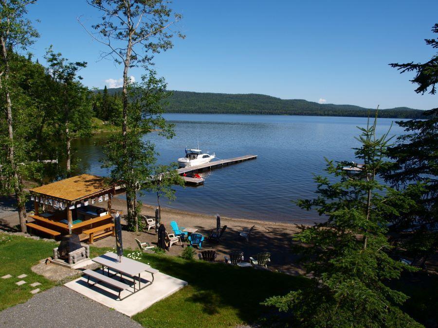 Auberge Sur Le Lac Temiscouata Temiscouata Sur Le Lac Buitenkant foto